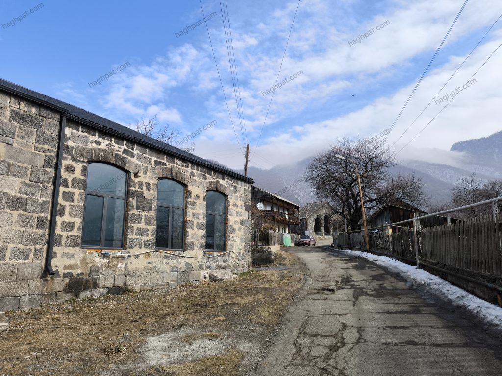 Հաղպատի վանքից դեպի աղբյուր տանող ճանապարհը
