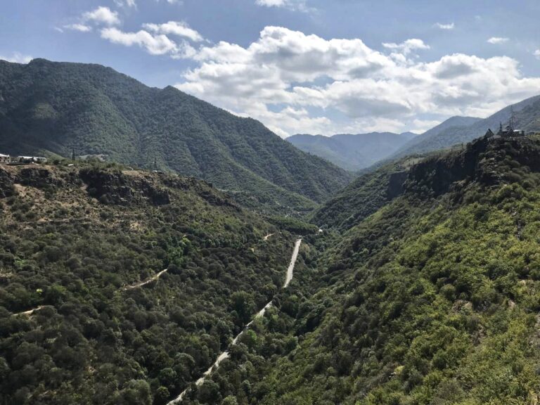 Աչեր գետը Հաղպատի ձորով հոսելիս